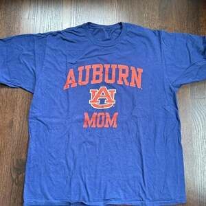 Auburn Tigers Blue 84 Women's Mom T-Shirt